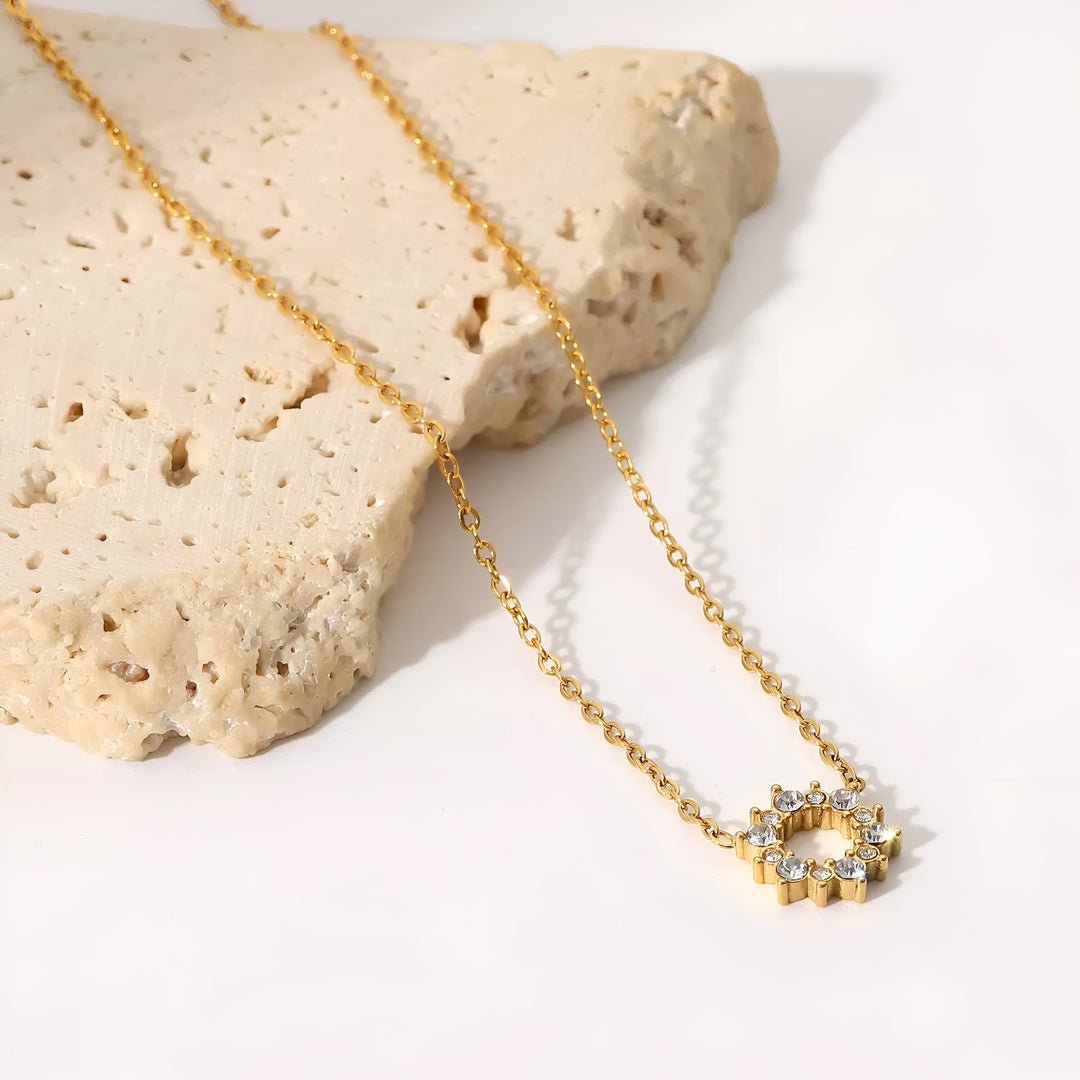 Dainty Zircon