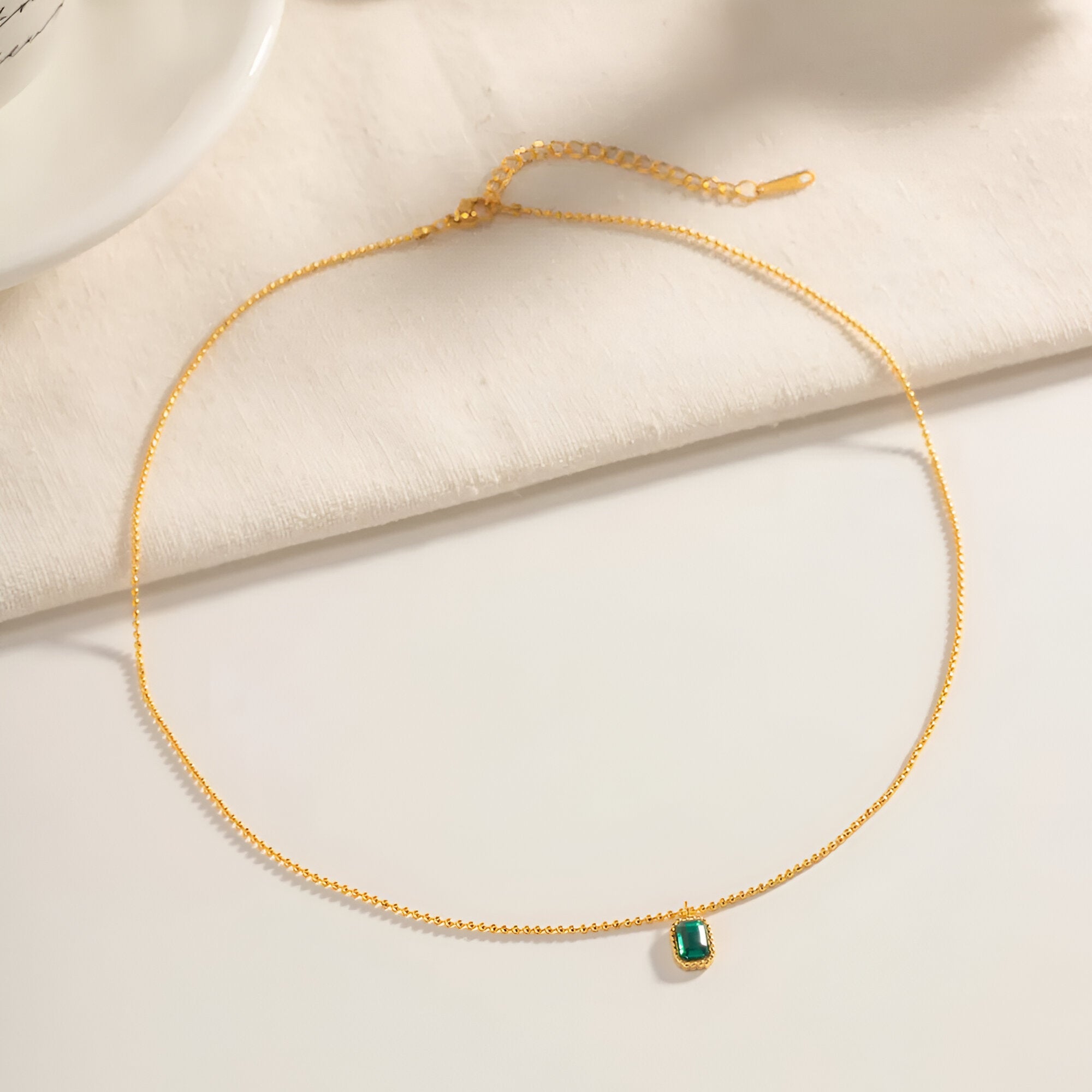 Emerald Essence - 18K Gold Plated - SEODRE